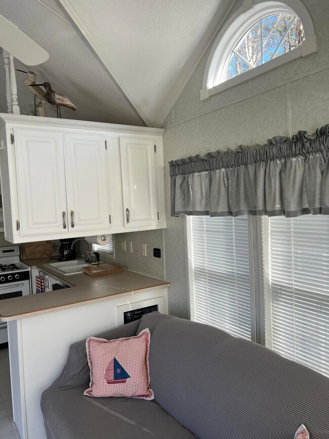 2073 Post Rd unit 44T, Wells, ME 04090 - photo 7