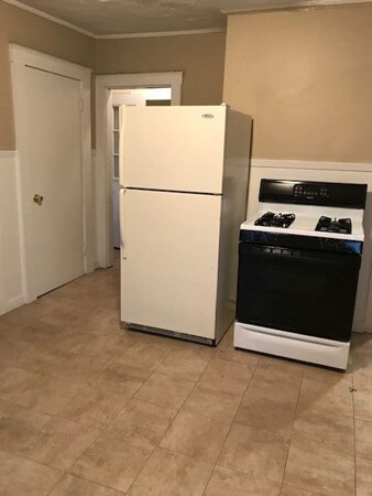 31 New St, Haverhill, MA 01830 - photo 3