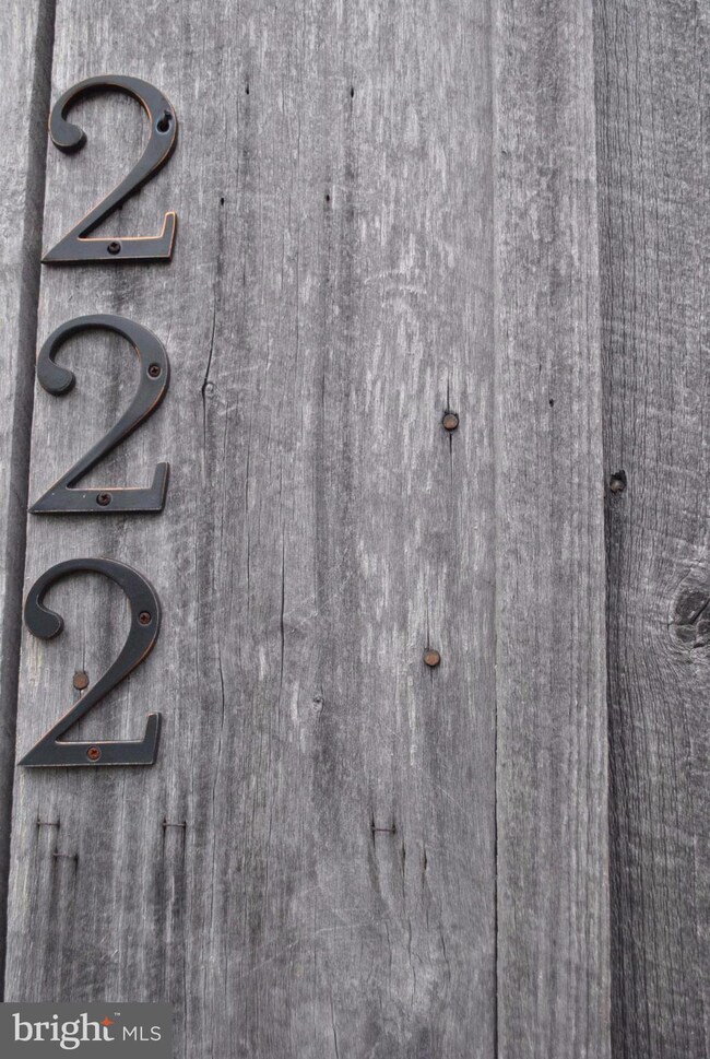 222 Langley Ln unit . B, Solomons, MD 20688 - photo 2