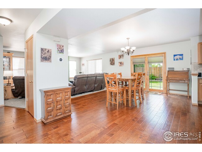 6938 Summerset Ave, Longmont, CO 80504 - photo 5