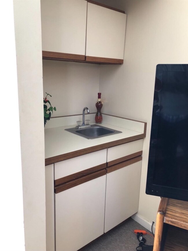 130 Tyler Ave unit 8, Harrodsburg, KY 40330 - photo 5