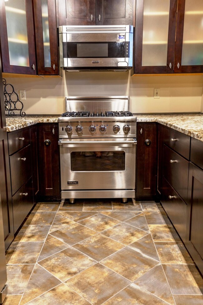 BCL 307 kitchen
