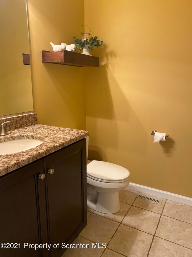 224 Twins Ln, Mountain Top, PA 18707 - photo 7