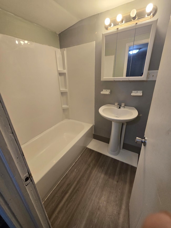 3229 7th St, Muskegon, MI 49444 - photo 5