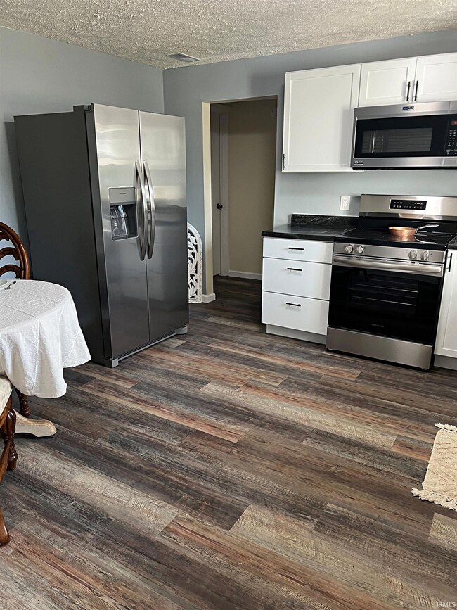 410 A St SE, Linton, IN 47441 - photo 5