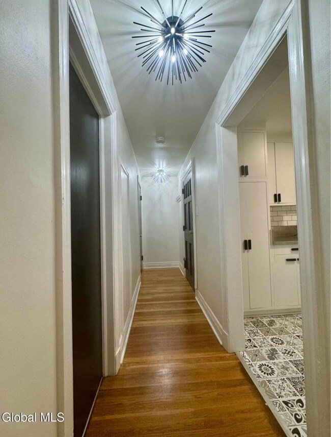 612 Union St unit 9, Schenectady, NY 12305 - photo 4