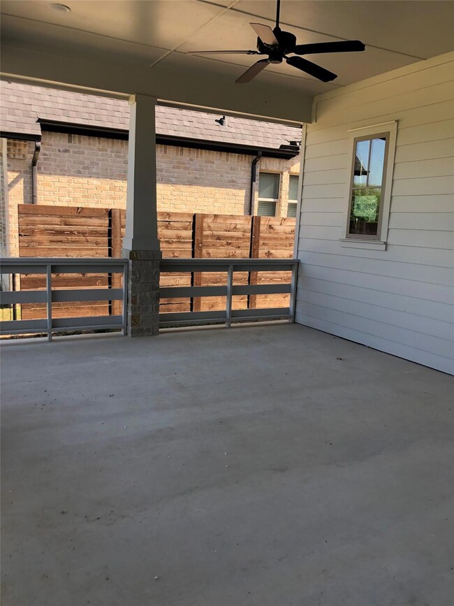 8804 Vermillion St, North Richland Hills, TX 76180 - photo 5