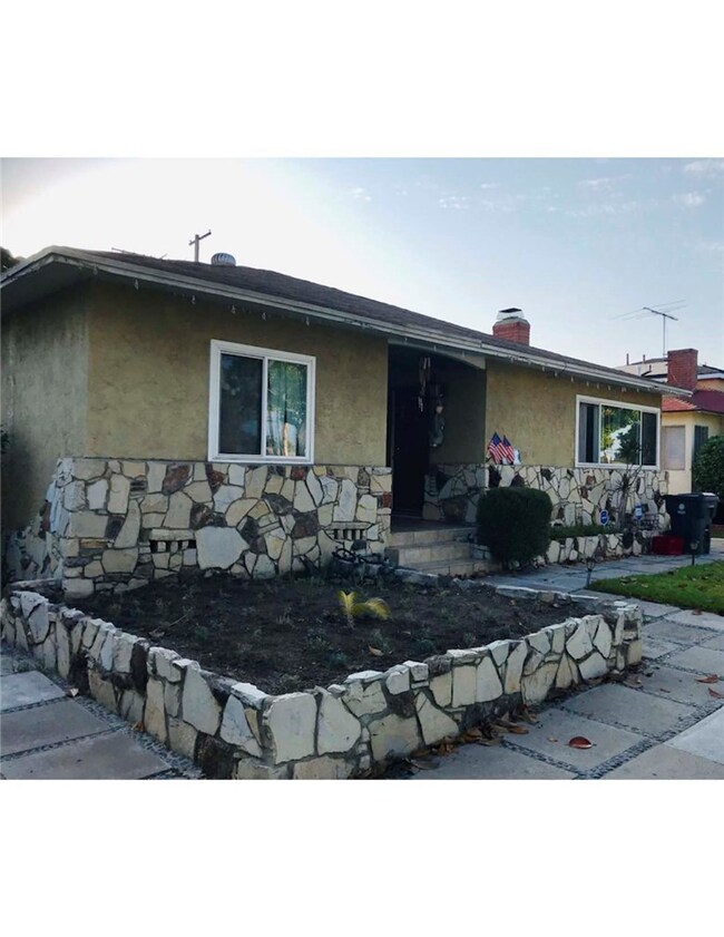 6047 Lakewood Blvd, Lakewood, CA 90712 - photo 5