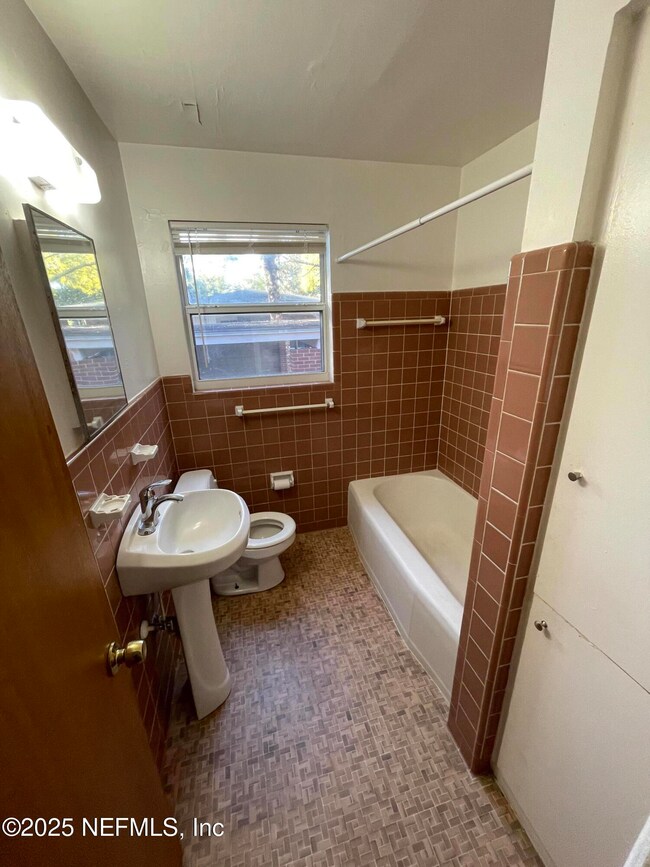 5452 Santa Rosa Way IMG_8566