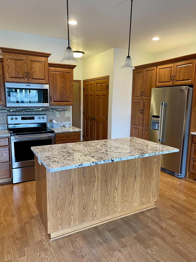 195 Ashley Ln, Alexandria, MN 56308 - photo 4