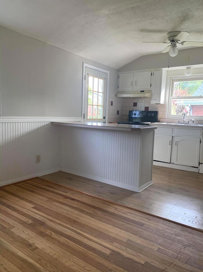 467 Ross Rd, Columbus, OH 43213 - photo 6