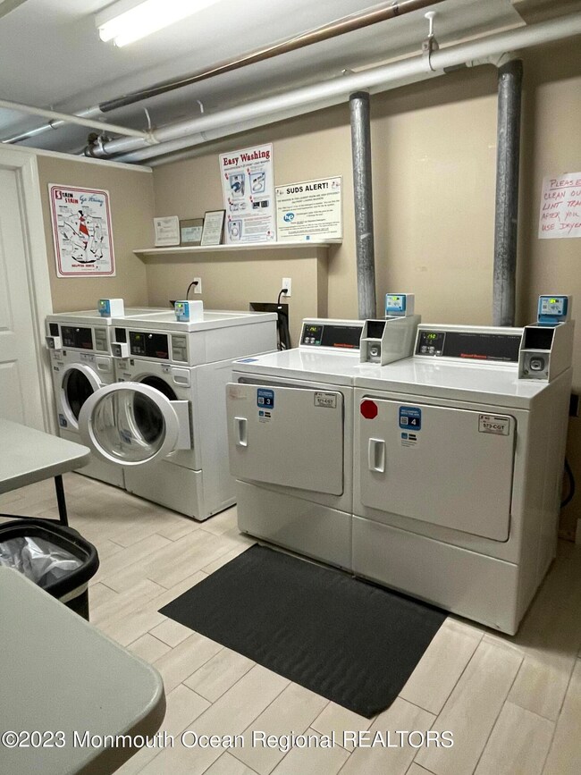 1492 Ocean Ave unit a3 short term, Sea Bright, NJ 07760 - photo 7