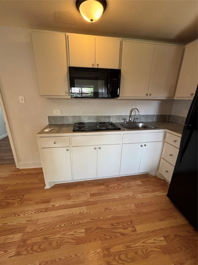 5520 Menard Ave unit 2, Galveston, TX 77551 - photo 4