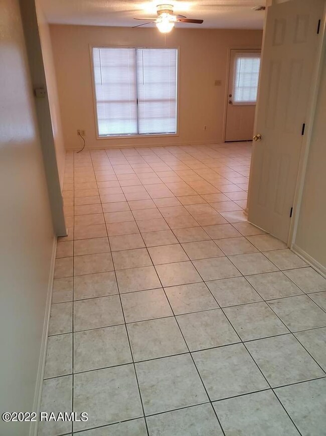 Copy of 106 Parkwood LR