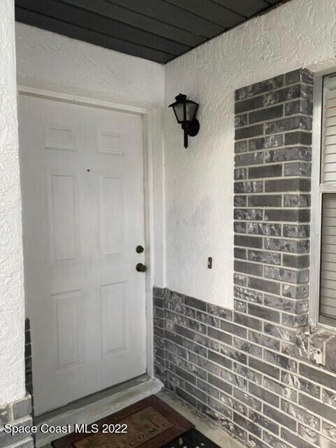 3102 Front entrance