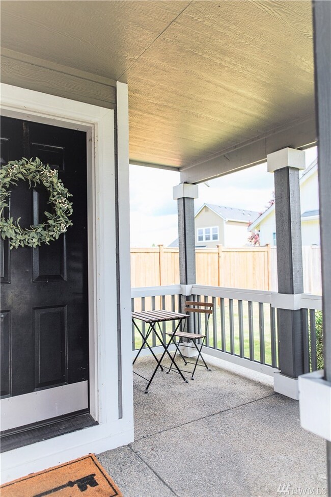 405 Callendar St NW, Orting, WA 98360 - photo 2