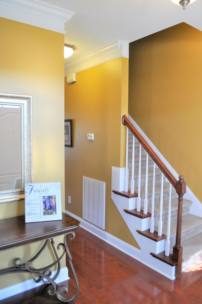 5 Foyer