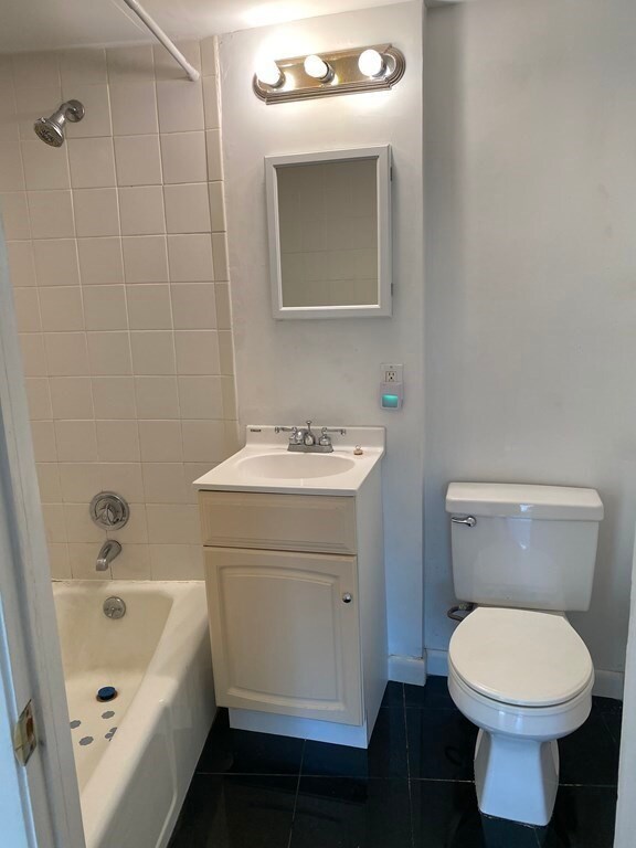 516 Green St unit 2B, Cambridge, MA 02139 - photo 6