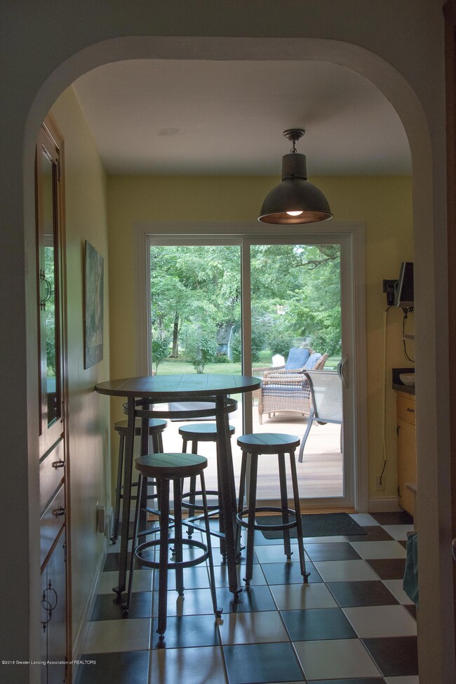 Eat in Kitchen