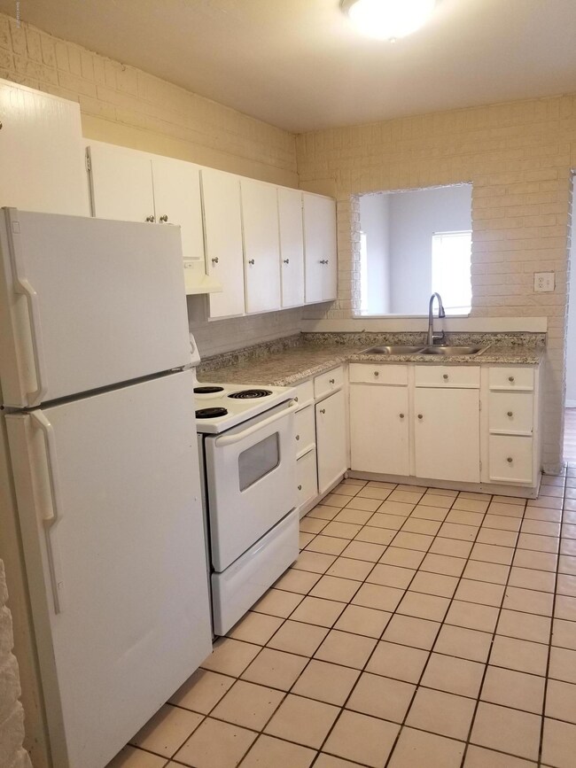 107 Cocoa Place, Cocoa, FL 32922 - photo 4