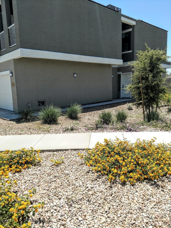 CURB APPEAL