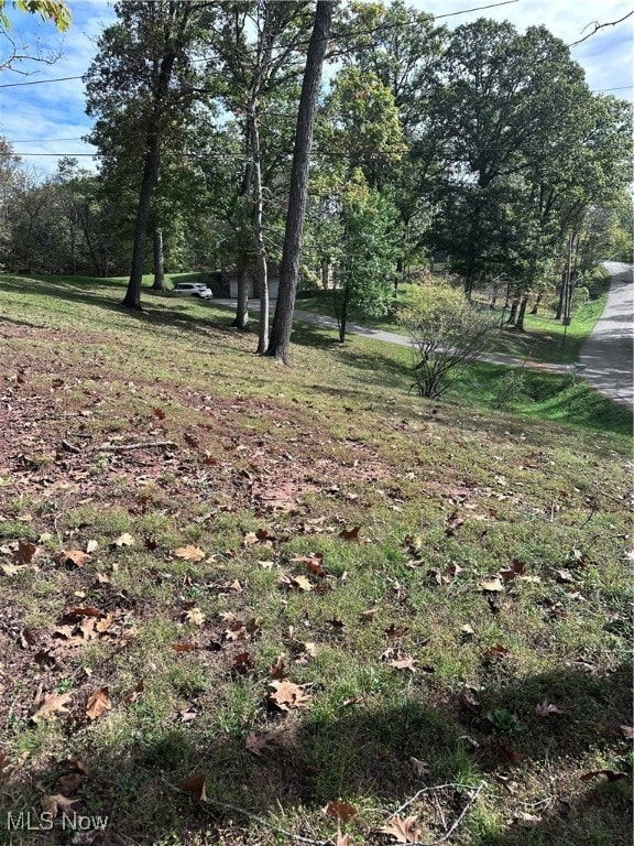 655 Ridgewood Blvd, Belpre, OH 45714 - photo 2