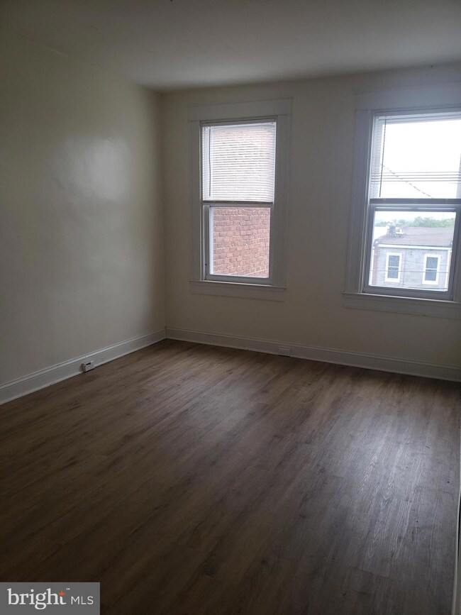 629 E 37th St, Baltimore, MD 21218 - photo 6