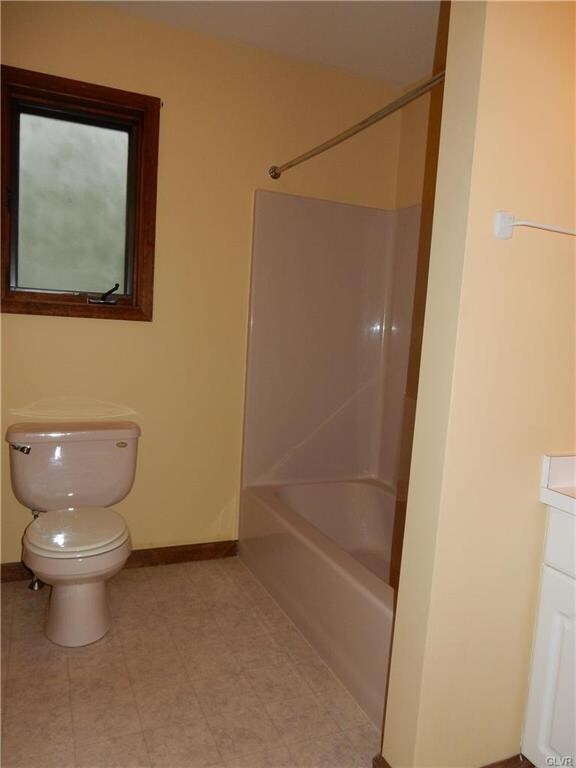 107 Osprey Ct, East Stroudsburg, PA 18301 - photo 7