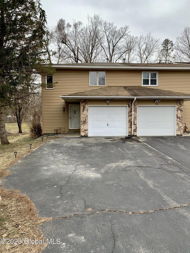 78 Velina Dr, Albany, NY 12203 - photo 2