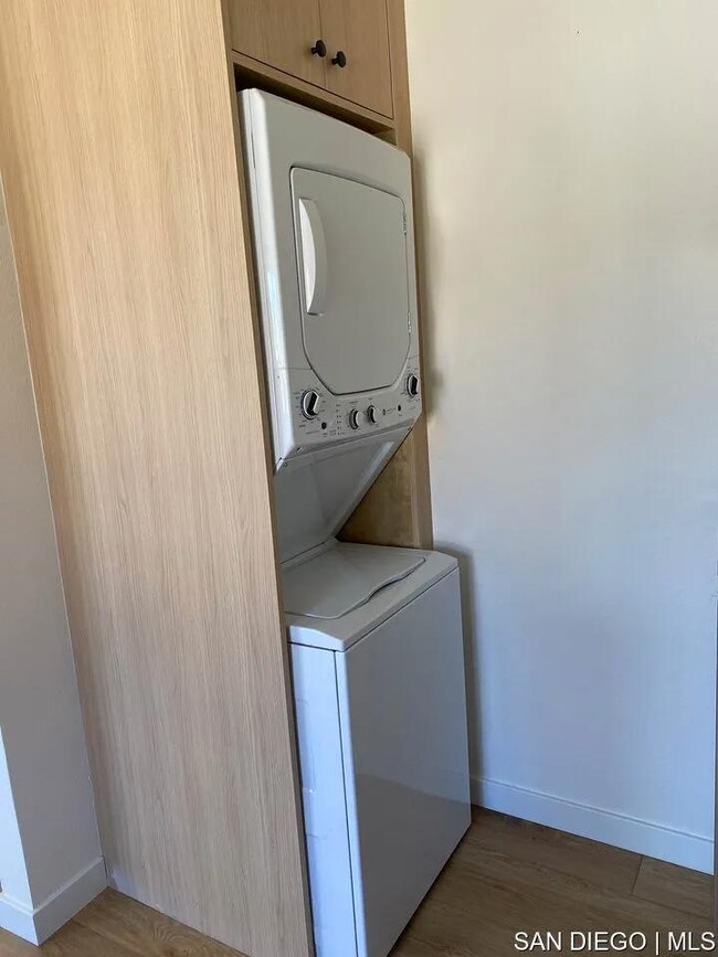 4455 Illinois St unit B, San Diego, CA 92116 - photo 3