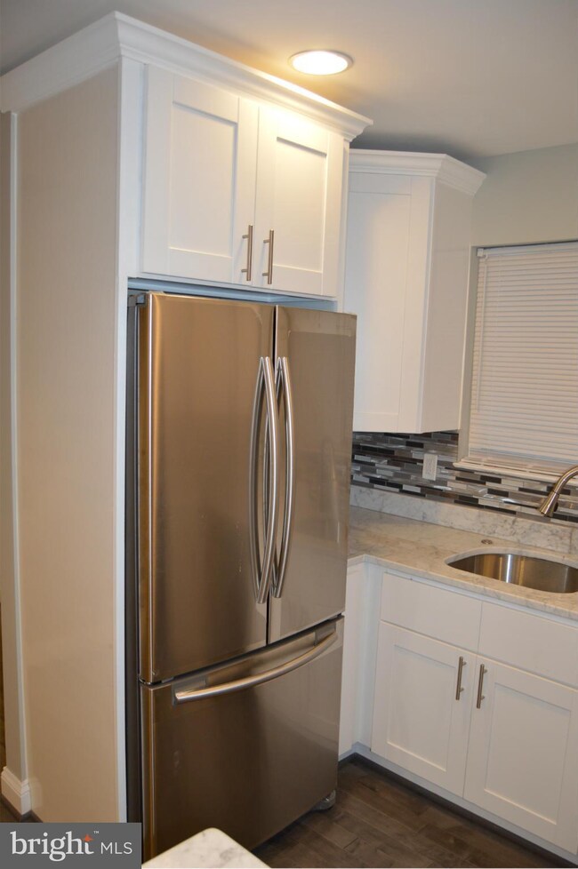 539 Hilltop Terrace SE, Washington, DC 20019 - photo 4