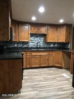 5002 W Bethany Home Rd unit 130, Glendale, AZ 85301 - photo 7