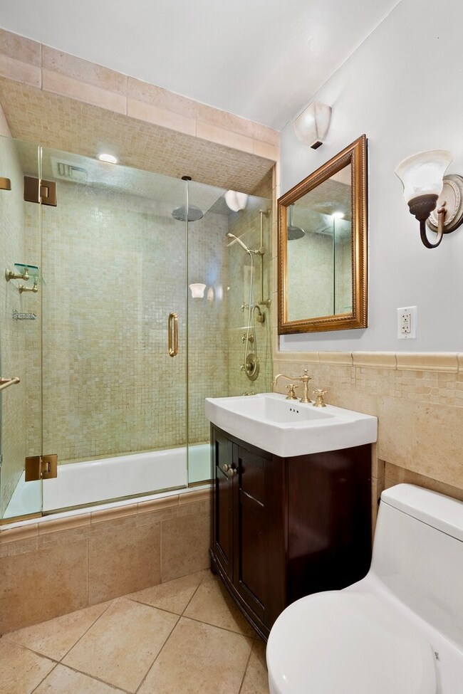 301 E 62nd St unit 2K, New York, NY 10065 - photo 7