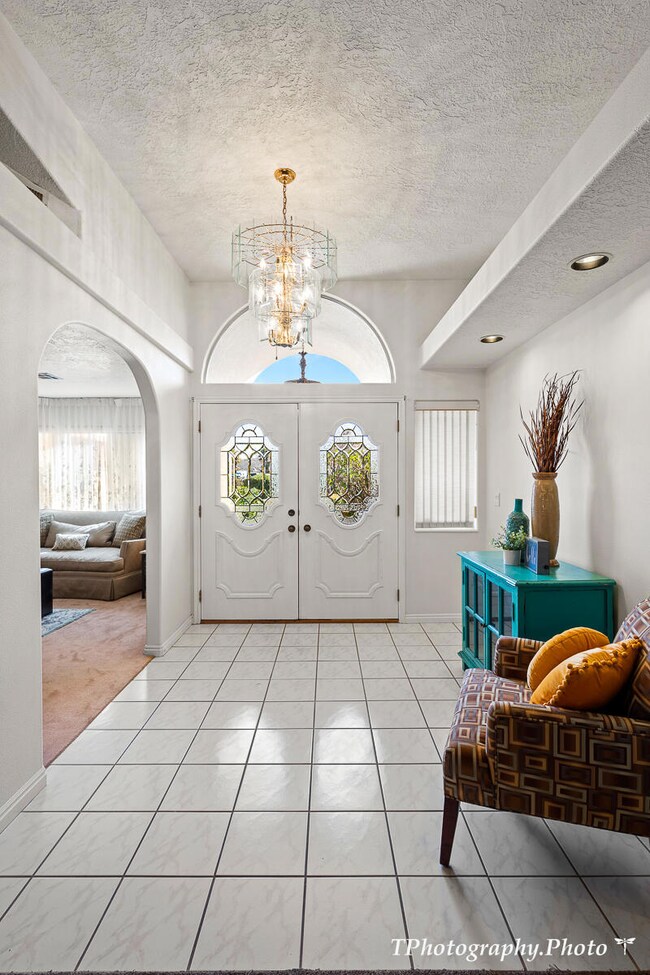 5-Grand Foyer Entry