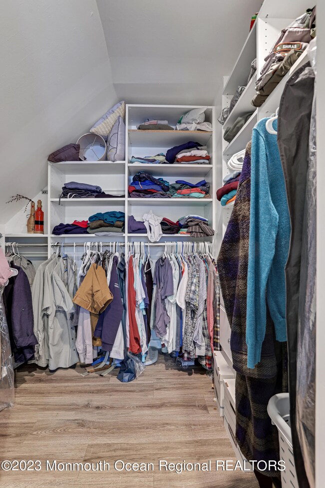 Walk in Closet