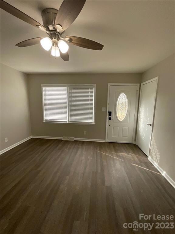 2515 Abelwood Rd, Charlotte, NC 28216 - photo 2