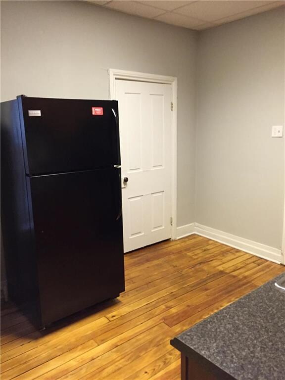 919 Hamilton St unit 3R, Allentown, PA 18101 - photo 3