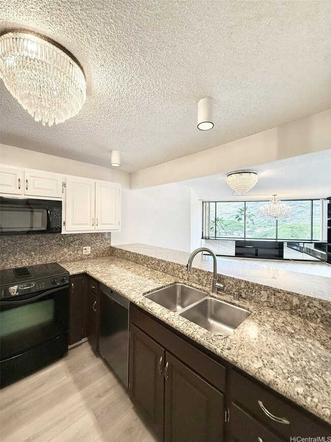 Commodore unit 3B, Honolulu, HI 96825 - photo 5