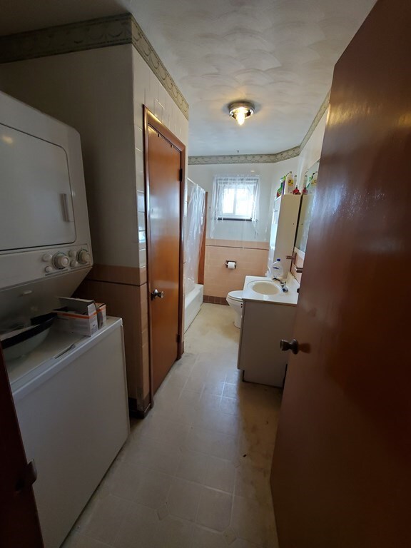 2547 S Main St unit 1N, Fall River, MA 02724 - photo 4