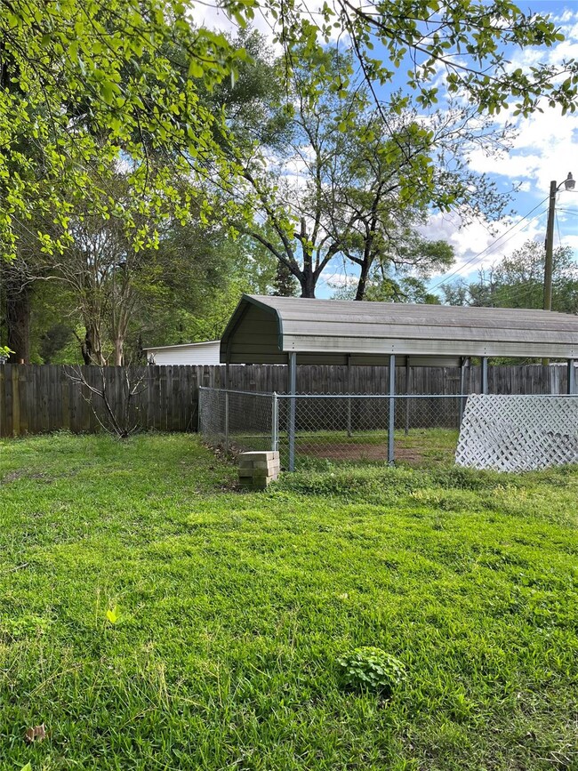 203 E California Ave, Vivian, LA 71082 - photo 7