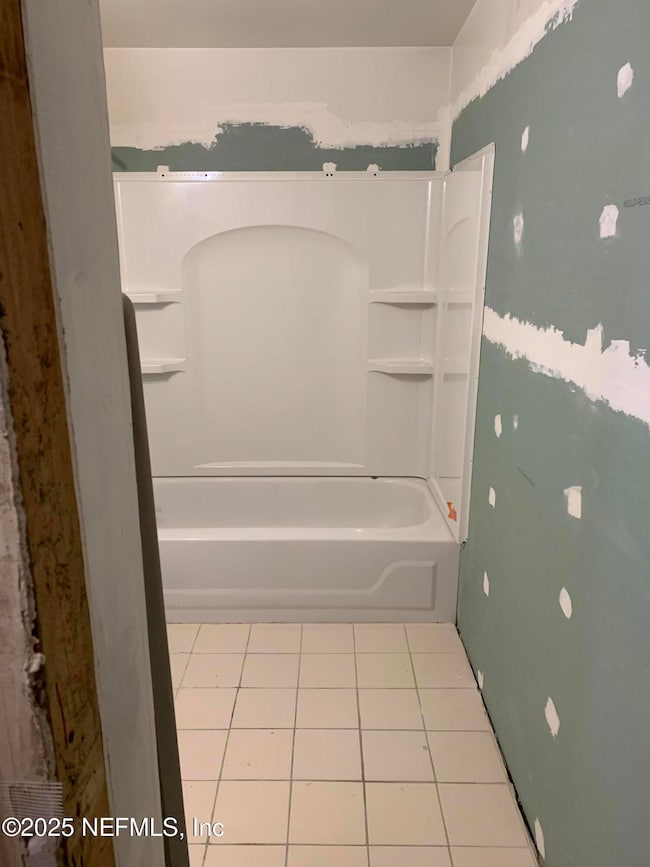 162 E 54th St, Jacksonville, FL 32208 - photo 2