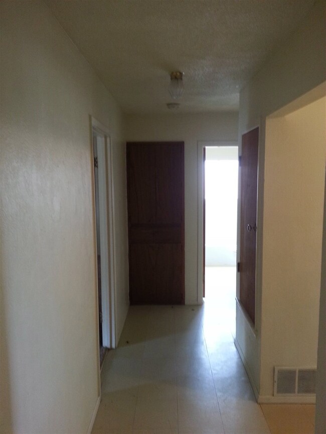 1310 College Ave, Alamogordo, NM 88310 - photo 6