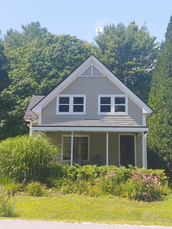 10 Lambert Rd, Freeport, ME 04032 - photo 2