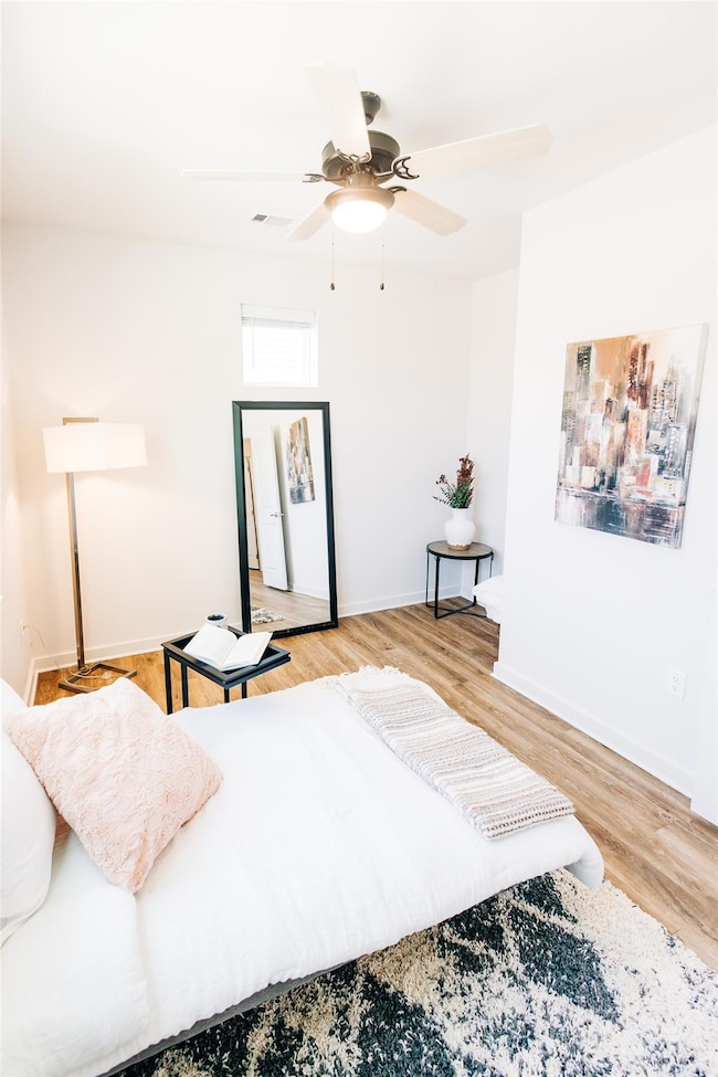 7051 Meadow Lake Blvd unit 4102, Austin, TX 78744 - photo 2