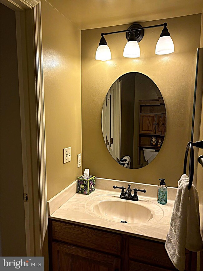 1024 Bexhill Dr, Frederick, MD 21702 - photo 7