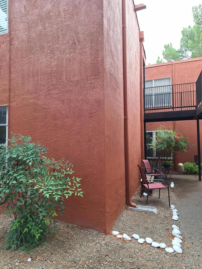 Eagle's Nest Condominiums unit 237, Albuquerque, NM 87106 - photo 5