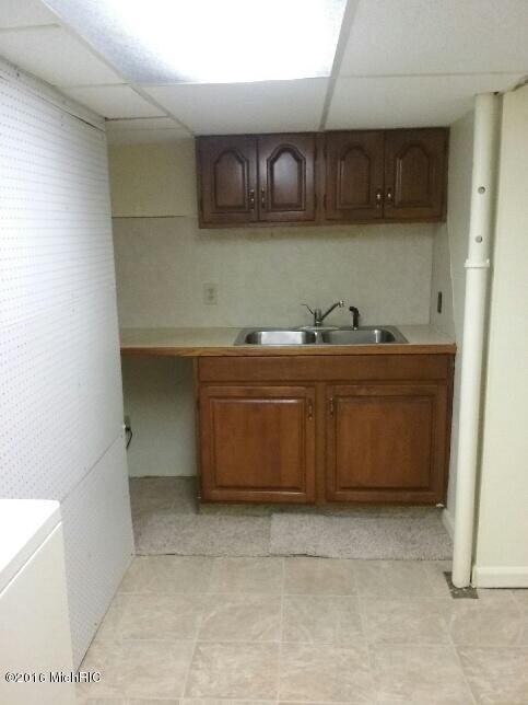 1020 Lincoln Lake, Lowell, MI 49331 - photo 6