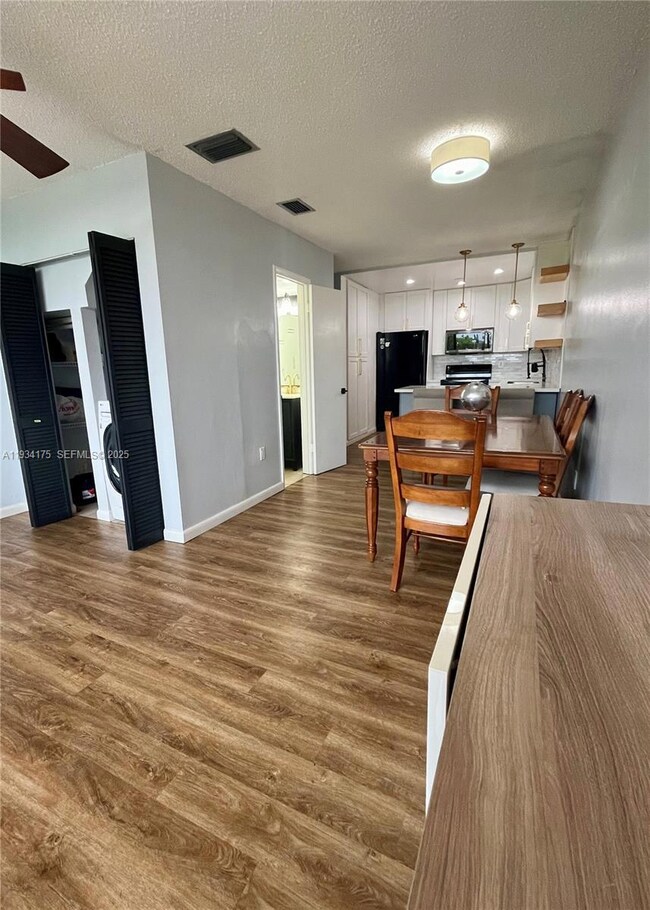 1750 W 56th St unit 211, Hialeah, FL 33012 - photo 5