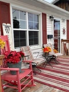 307 E 22nd St S, Newton, IA 50208 - photo 4