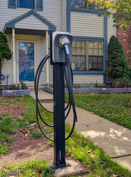 75 Pear Tree Ln unit 10C, Franklin Park, NJ 08823 - photo 4